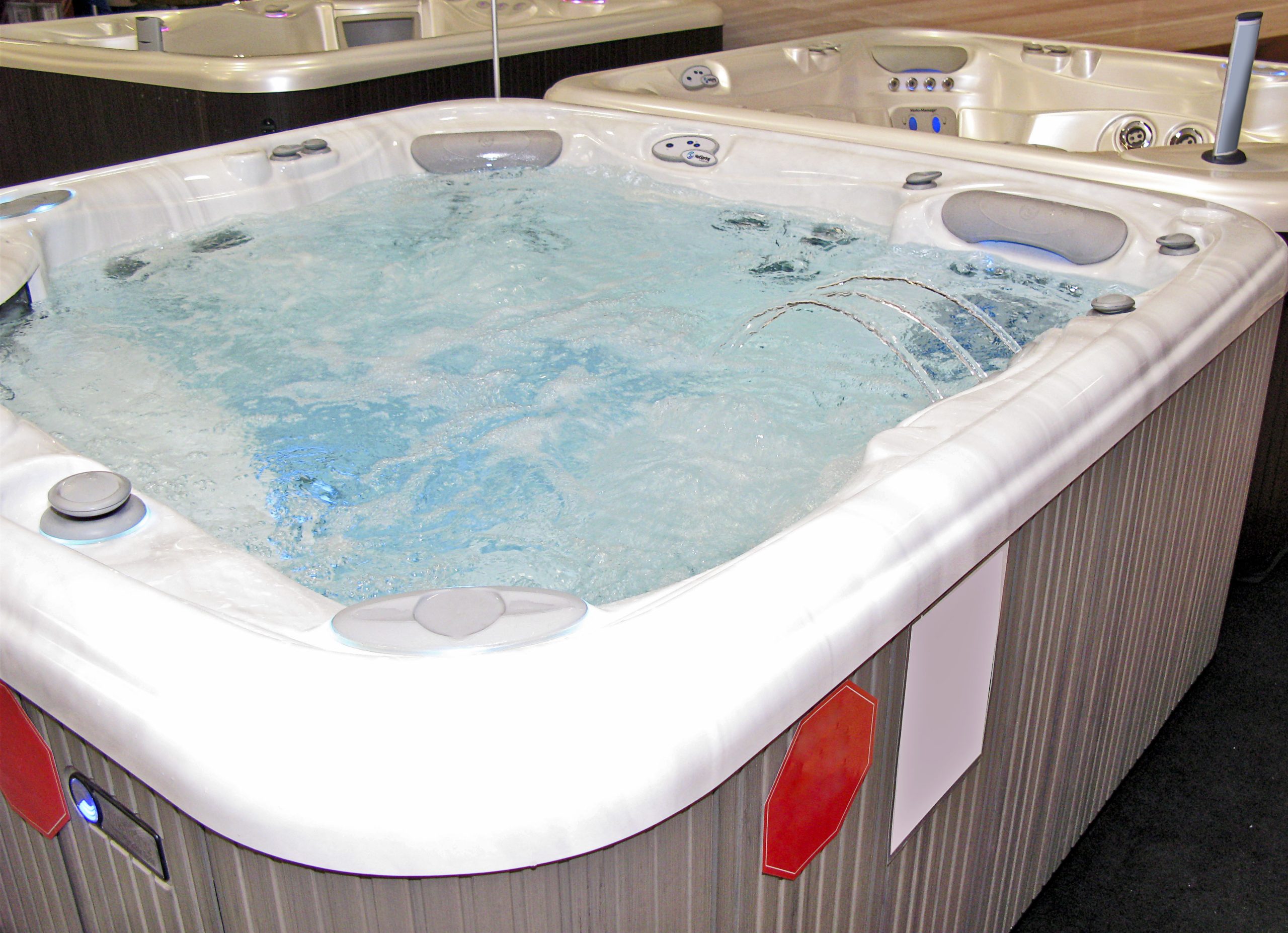 Why Hot Tubs Make Family Bonding Unforgettable Year-Round