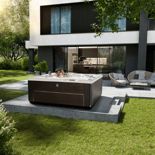HotSpring_2024_Highlife_Aria_AlpineWhite_Java_Lifestyle_Summer